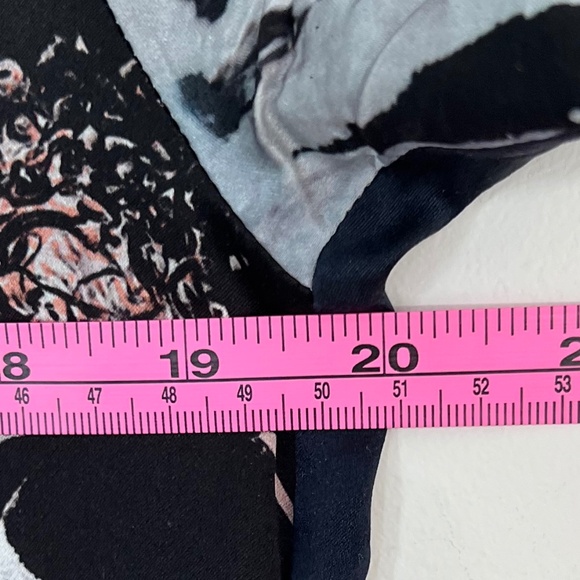 All Saints, Size:2, Silk Amaro Rip It Up Top, Navy/White/Pink/Black, EUC! - Picture 9 of 10